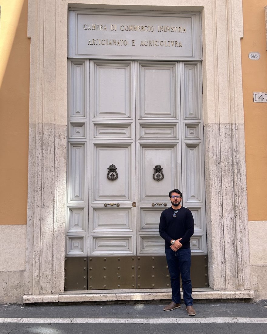 Antonio Cardoso na Camera di Commercio, Industria, Artigianato e Agricoltura, em Roma, durante reunião multilateral sobre associativismo